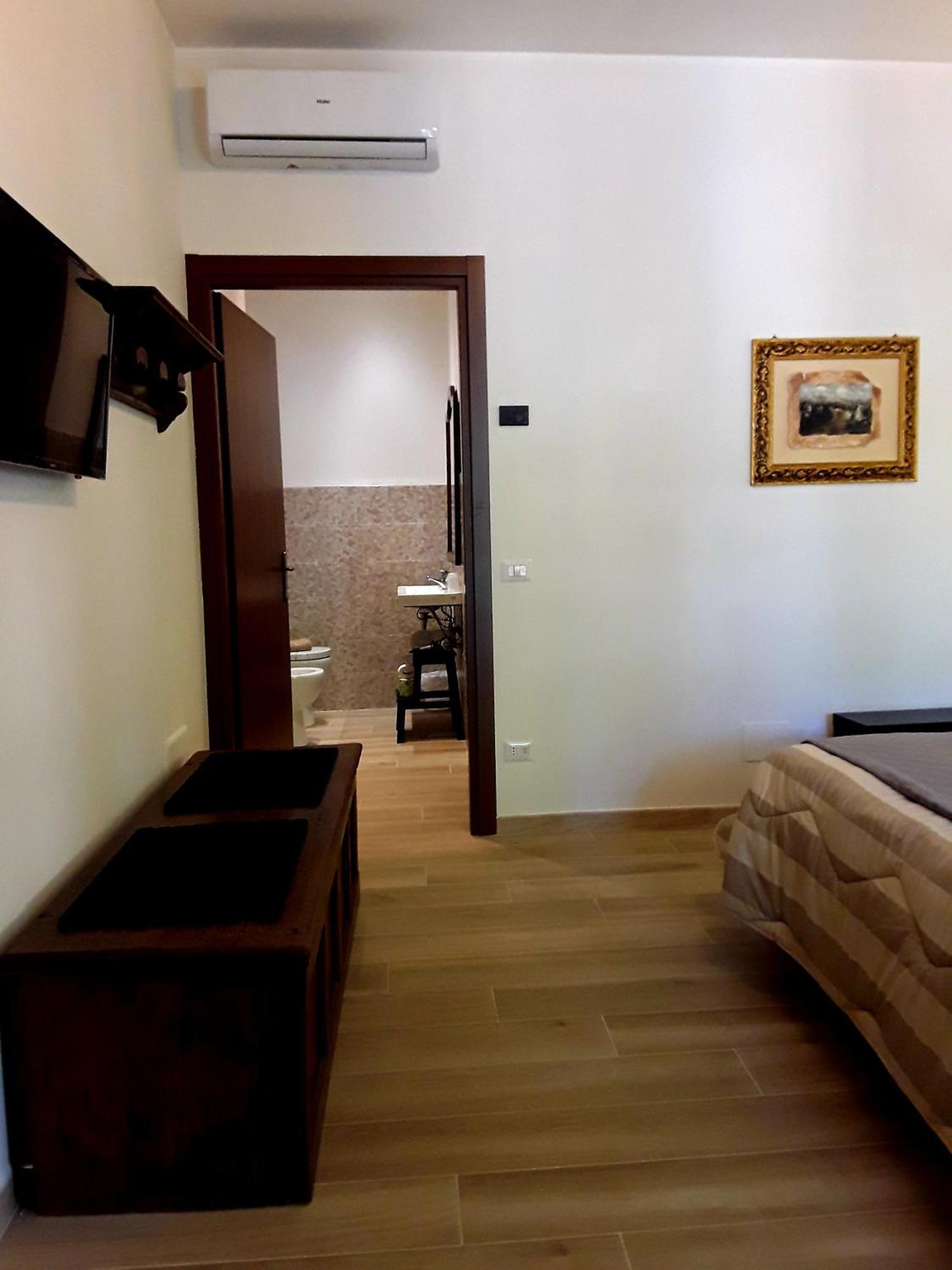 Suite Umberto I Asís Exterior foto