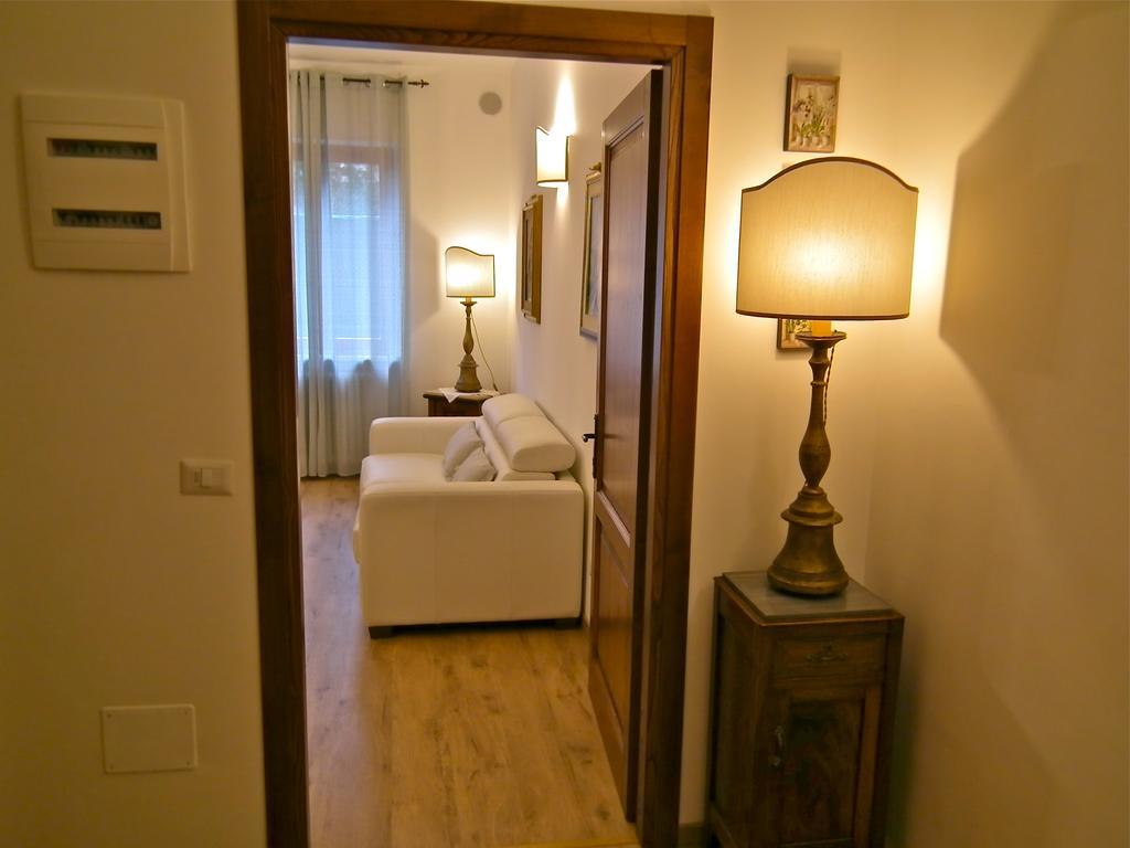 Suite Umberto I Asís Exterior foto