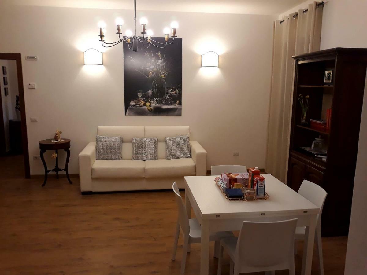 Suite Umberto I Asís Exterior foto